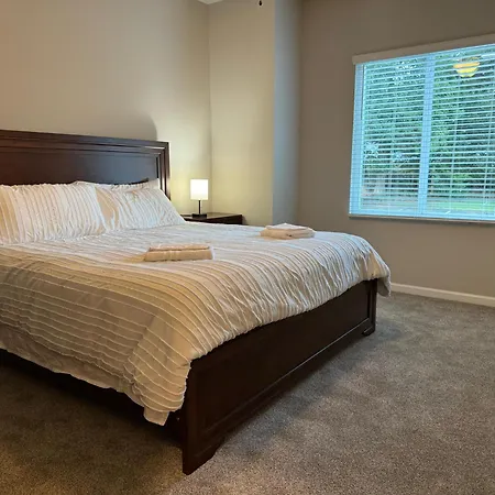 2 Bedroom Townhouse 2024 New Construction *