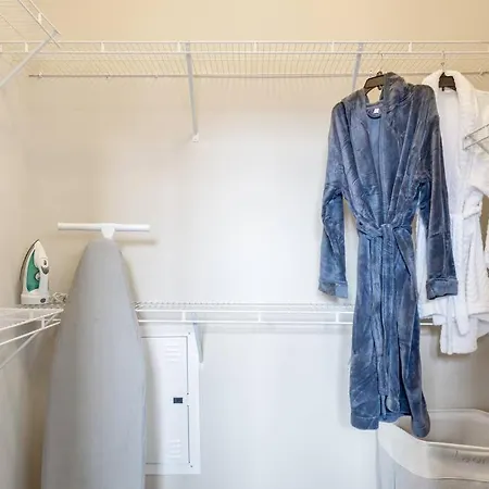 Apartment Chic Uptown Unit With Gym, Pool Charlotte