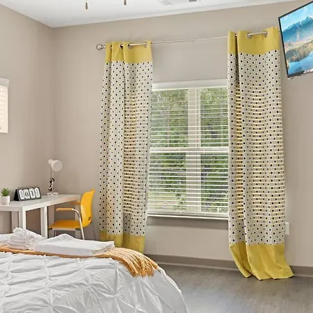 2ba/2br Uptown Loft 5 Mins To Panthers Stadium_319 Apartment *