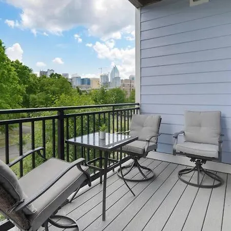 2ba/2br Uptown Loft 5 Mins To Panthers Stadium_319 Apartment