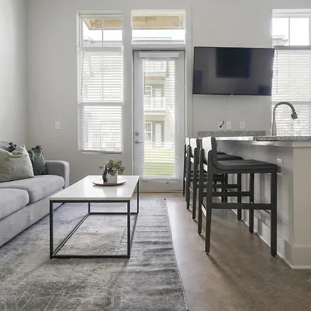 Apartment Landing At The Henry - 1 Bedroom In Northwest