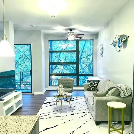 Beautiful Uptown Adventure *