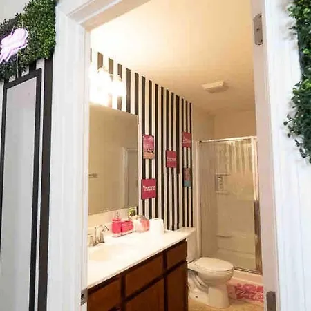 Villa Townhouse In *
