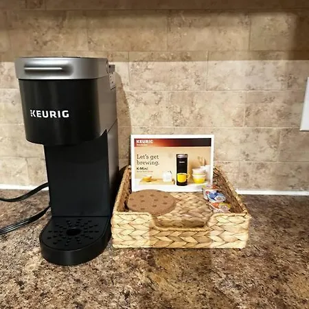 Spacious & Peaceful 1br Wifi, Netflix Apartment Charlotte