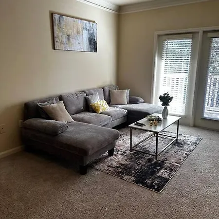 Spacious & Peaceful 1br Wifi, Netflix