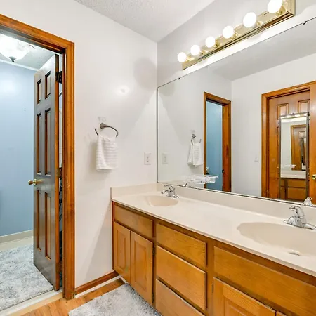 10 Mi To Dtwn Family-friendly Holiday home Charlotte