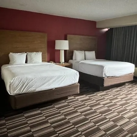 Ramada Plaza By Wyndham South End Airport 3* Charlotte