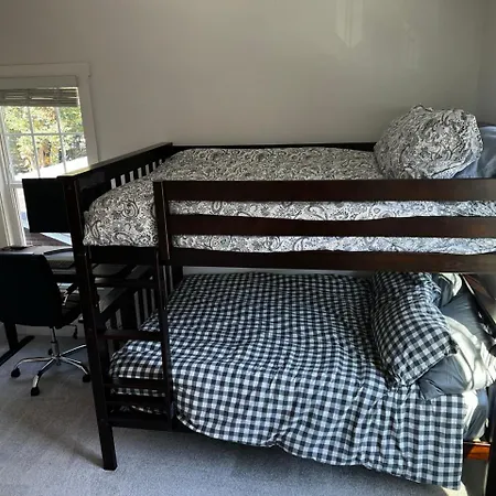 Holiday home Spacious And Comfy Clt Retreat Charlotte
