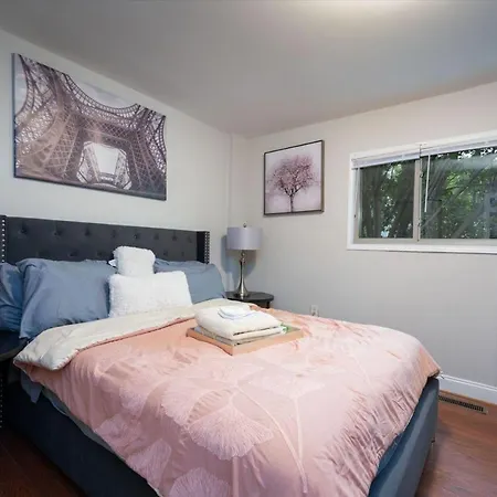 Magnificent 2 Bedrooms And 2 Baths 3* Charlotte