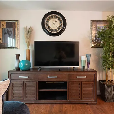 Aparthotel Magnificent 2 Bedrooms And 2 Baths