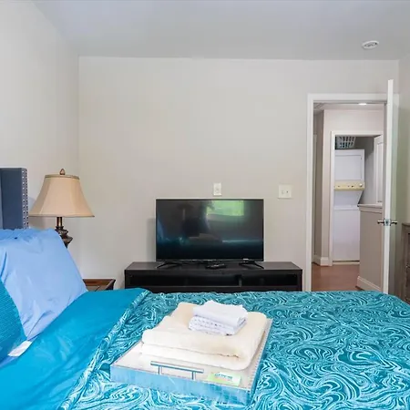 Magnificent 2 Bedrooms And 2 Baths Aparthotel 3*