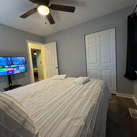 Apartment 3 Bedroom Townhome Pineville *