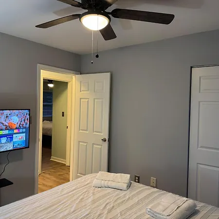 3 Bedroom Townhome Pineville Apartment