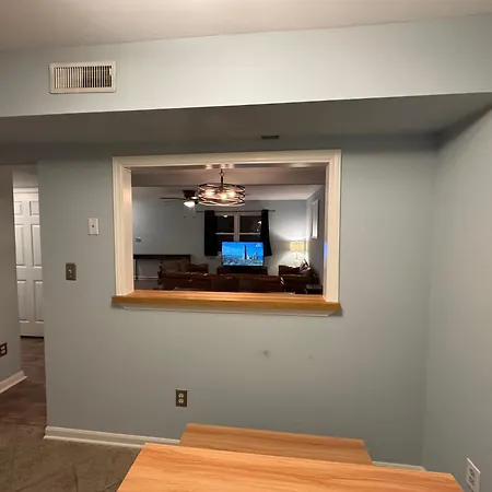 3 Bedroom Townhome Pineville *