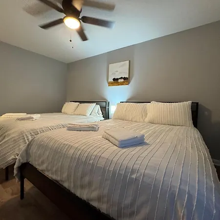 3 Bedroom Townhome Pineville Charlotte