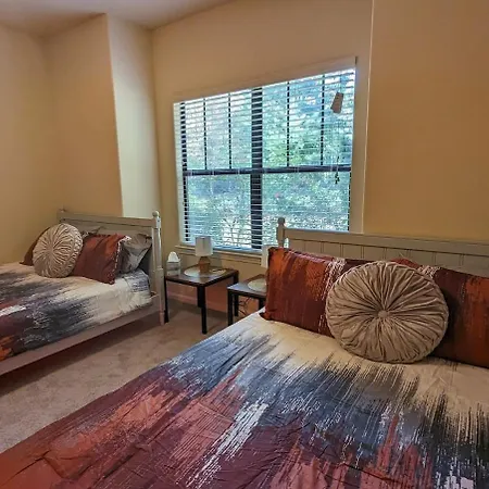 Away From - Book Friday And Saturday Get Sunday Free! Sleeps 7 Immediate Availability! Beautiful Gated Community