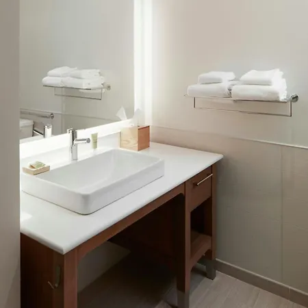 Element By Marriott Uptown 4*