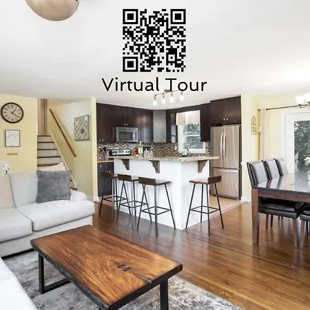 Beautiful Wooded In Popular Southpark Holiday home *