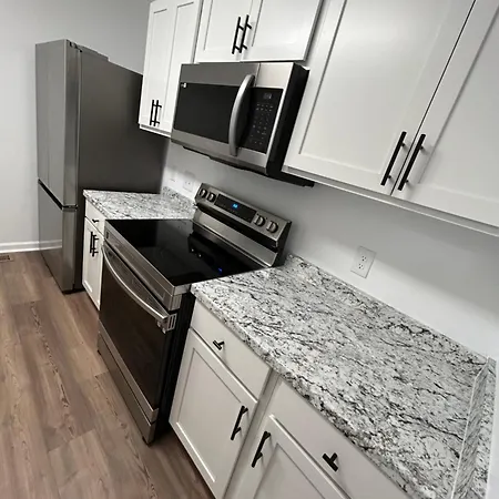 The Noble At Albemarle Apartment