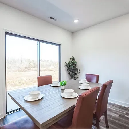 Holiday home Pet Friendly 3br House In