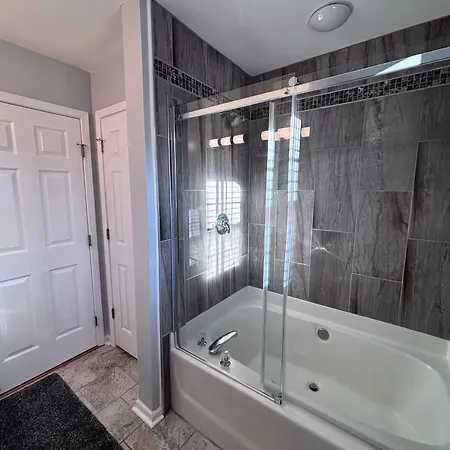 Amazing 4 Bdrm W Garage In