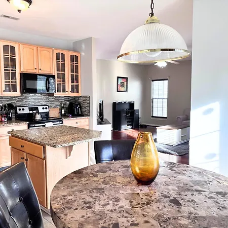 Villa Amazing 4 Bdrm W Garage In Charlotte