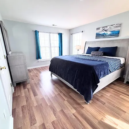Villa Amazing 4 Bdrm W Garage In Charlotte