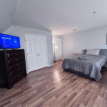Amazing 4 Bdrm W Garage In Villa Charlotte