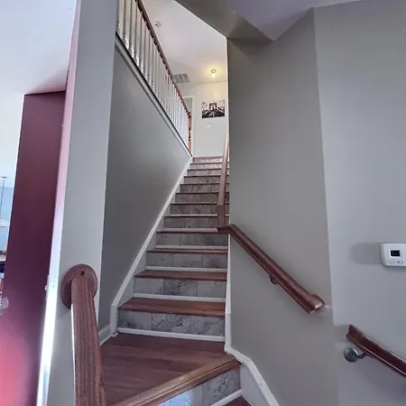Villa Amazing 4 Bdrm W Garage In Charlotte