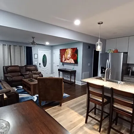 Old Creekside View Duplex Listing