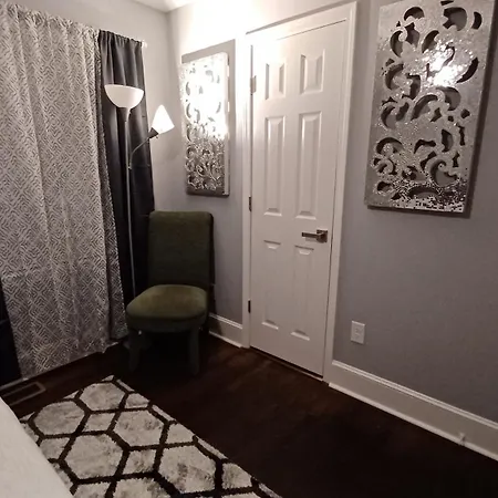 Old Creekside View Duplex Listing Guest house *