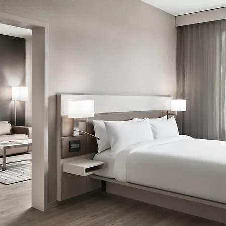 Ac By Marriott Southpark 4*