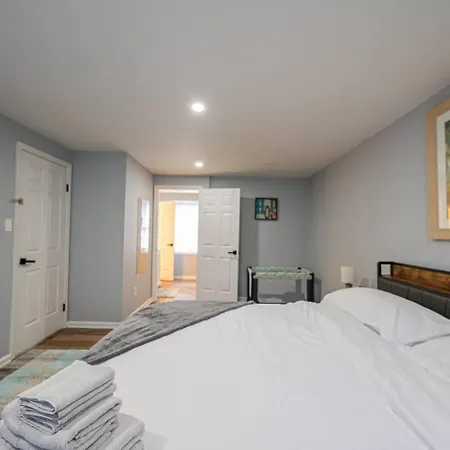 5bed Homesleeps16wifipooltablekingbed