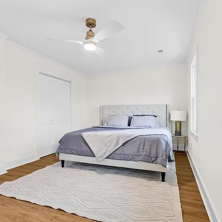Modern 4 Bed In Quail Hollow * Charlotte
