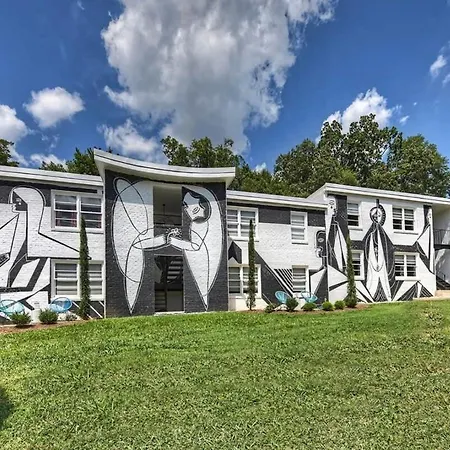 Holiday home Relax And Recharge In Myers Park *