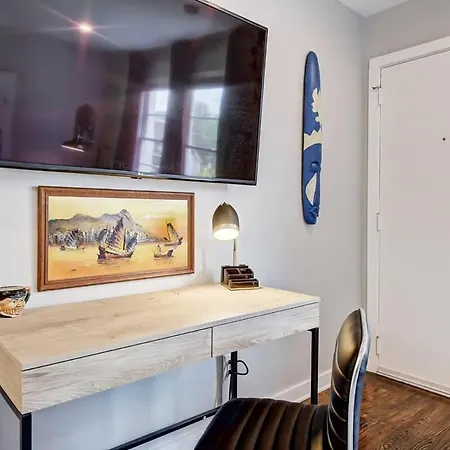 Relax And Recharge In Myers Park Holiday home Charlotte