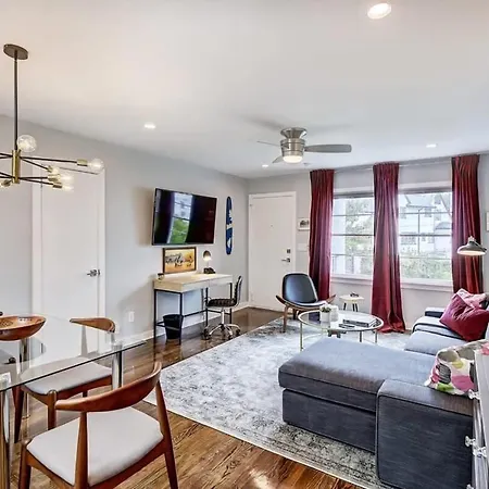 Relax And Recharge In Myers Park * Charlotte
