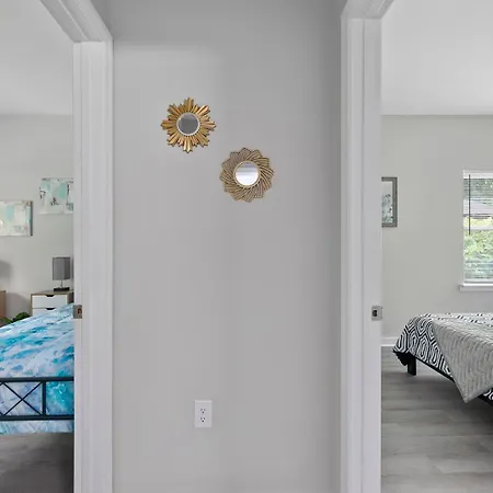 Holiday home Cozy & Modern Close To Uptown & Airport Charlotte