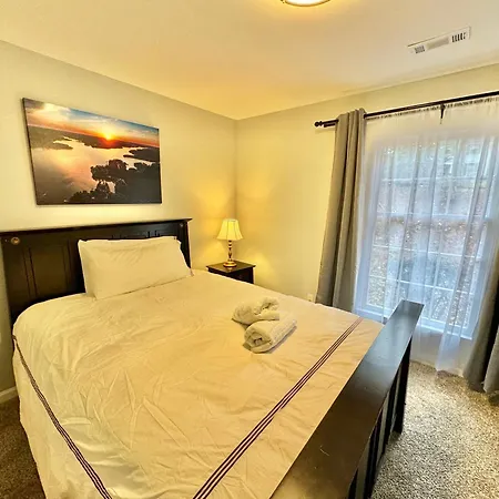 Charming Near Uptown Holiday home