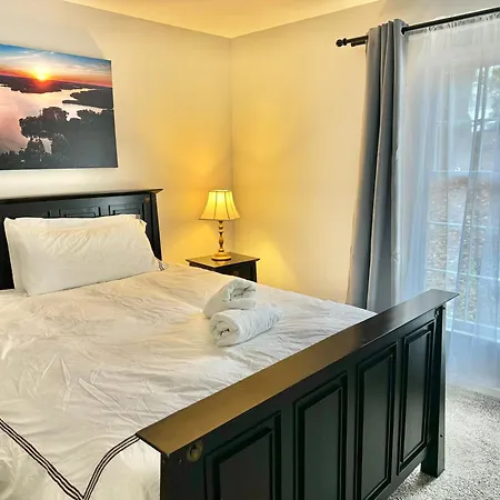 Charming Near Uptown *