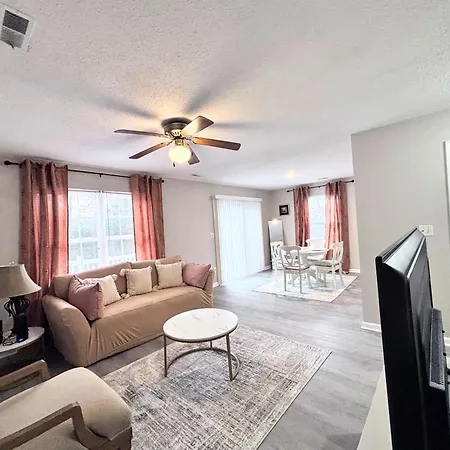 Great Location 2bdrm - Pineville Holiday home Charlotte