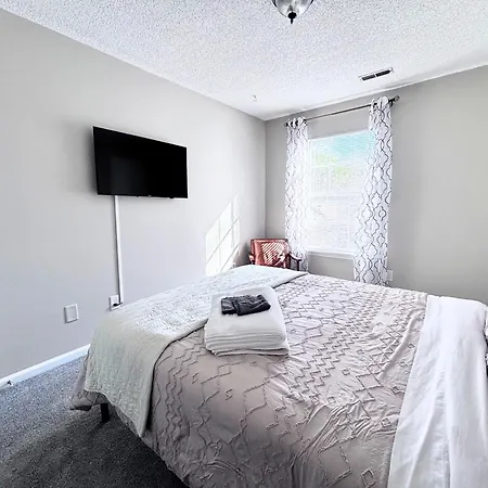 Great Location 2bdrm - Pineville Holiday home Charlotte