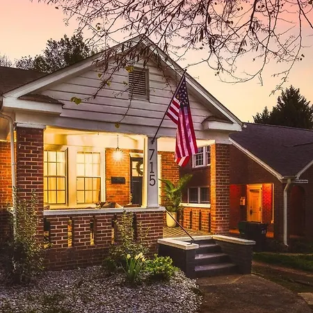 Book Fam Clt Combo Duplex Near Uptown & Breweries! *