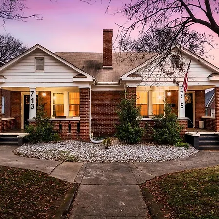 Book Fam Clt Combo Duplex Near Uptown & Breweries! Holiday home *