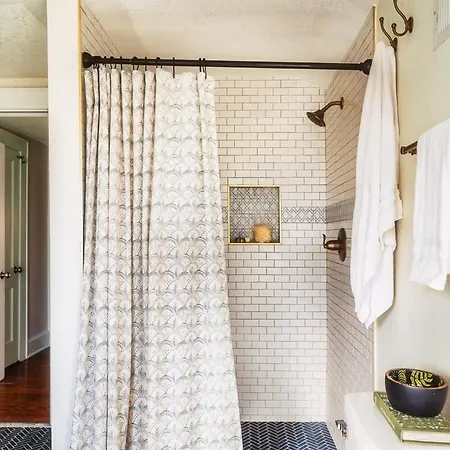 Book Fam Clt Combo Duplex Near Uptown & Breweries! Holiday home