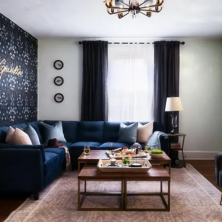 Book Fam Clt Combo Duplex Near Uptown & Breweries! Charlotte