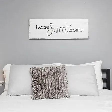 Unique Cozy 6 Min 2 Uptown Fire Pit & Yard Holiday home Charlotte