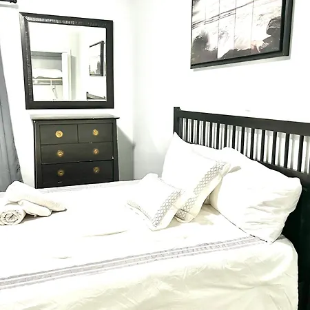 Charming Near Uptown *