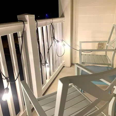 King Luxe Near Shopping & Entertainment Apartment Charlotte