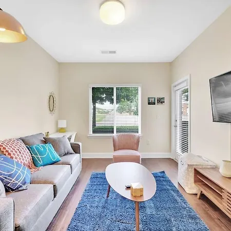 Convenient - King Bed - Heart Of Plaza Apartment Charlotte